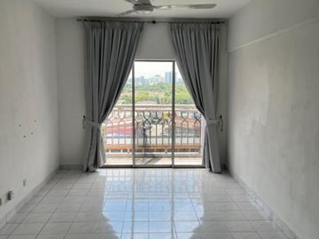 Apartment for sale in Petaling, Alam Impian