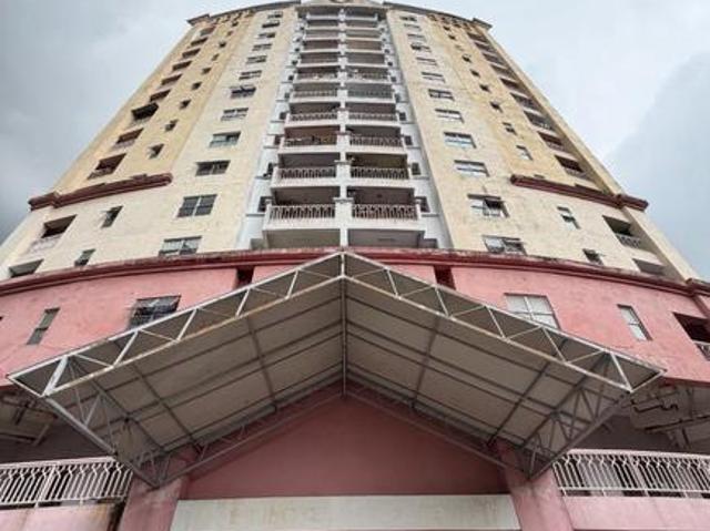 Condominium for sale in Petaling, Alam Impian