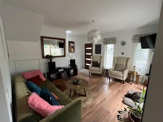 Room for rent in Camerons Creek, Victoria