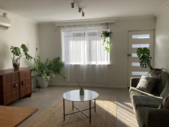 Room for rent in Camerons Creek, Victoria