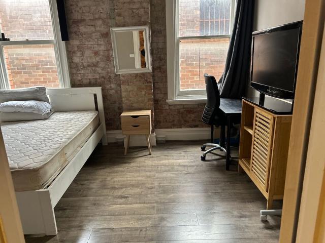 Room for rent in Camerons Creek, Victoria