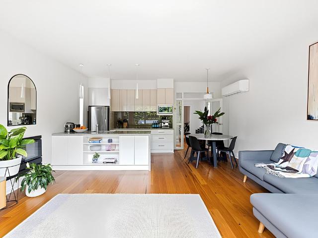 Room for rent in Camerons Creek, Victoria