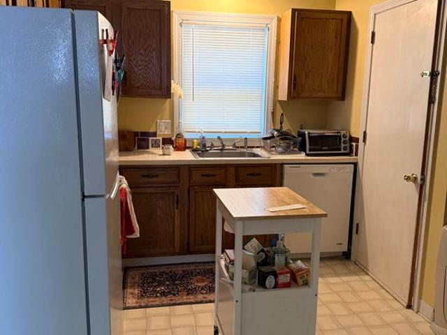 Room for rent in Brunswick, Maine