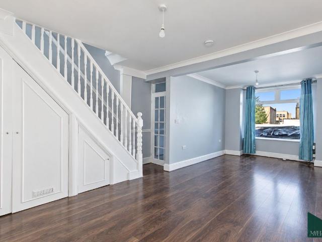House for rent in London Borough of Barnet, Greater London