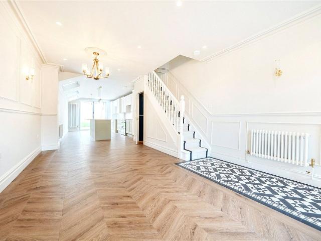 House for rent in Brunswick Park, Greater London