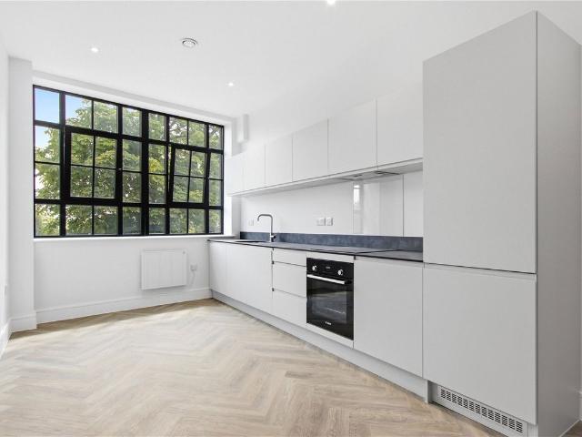 Studio for rent in Brunswick Park, Greater London