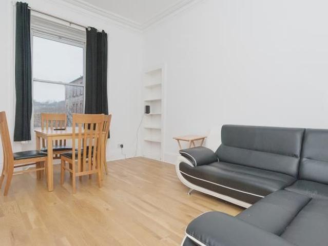 Apartment for rent in Hillside, Leith