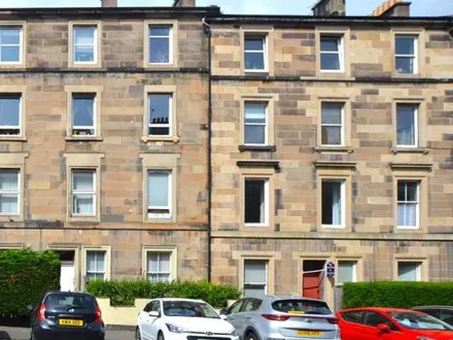 Apartment for rent in Hillside, Leith
