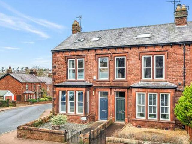 House for sale in Fell Lane