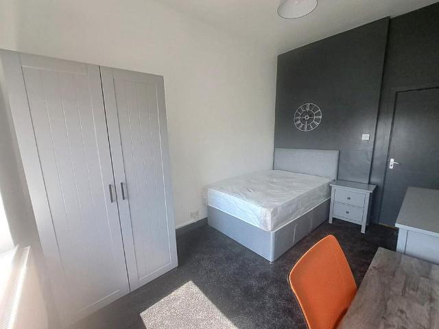 House for rent in Nangreaves, Wales