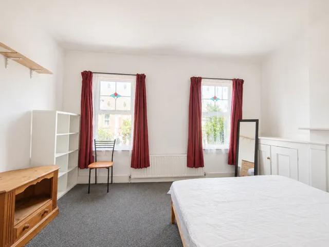 Studio for rent in Upper Walthamstow, Leyton