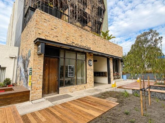 Retail for rent in Brunswick, Melbourne
