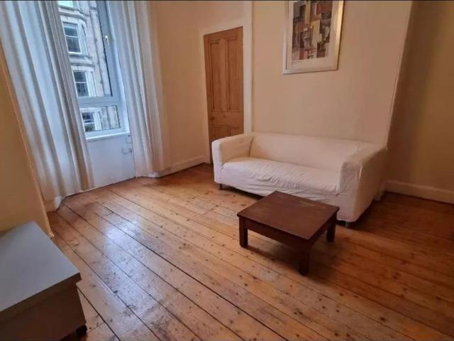 Apartment for rent in Hillside, Leith
