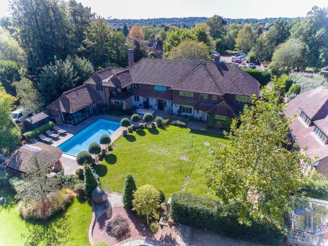 House for rent in Perryfields, West Sussex