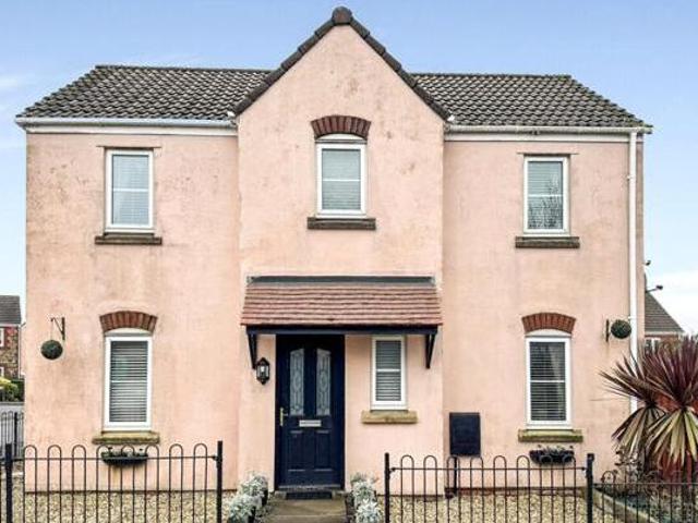 House for sale in Chard Town, Chard
