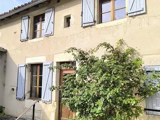 Maison vente à Montmorillon, Brux