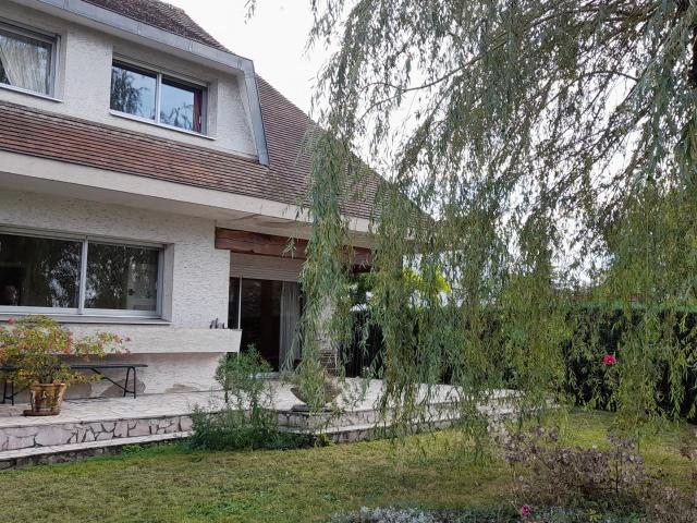Maison vente à Bruyères-et-montbérault