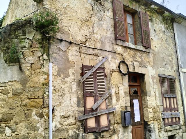 Maison vente à Bruyères-et-montbérault