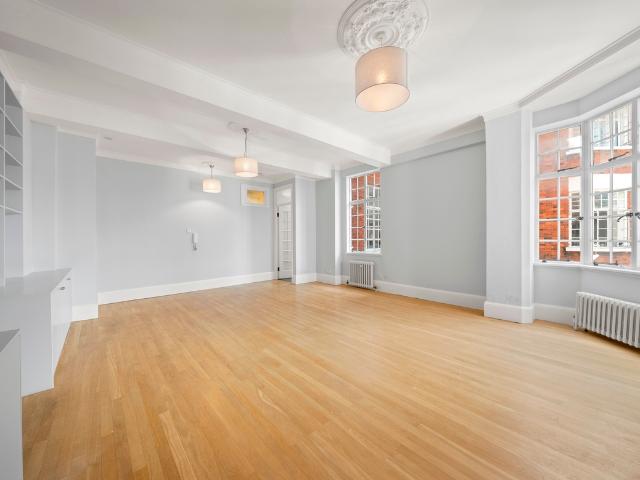 Apartment for rent in Marylebone, Greater London