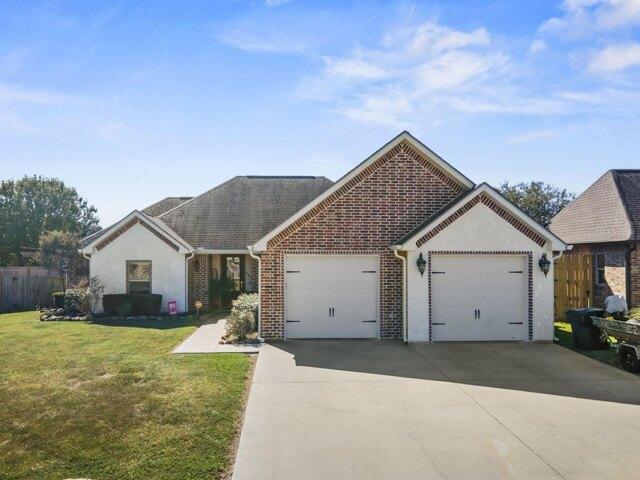 House for sale in Bridge City, Texas