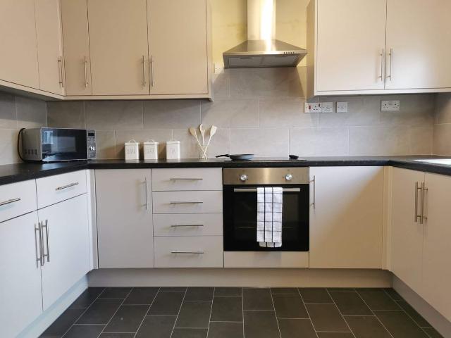 Room for rent in Barracks, Canterbury