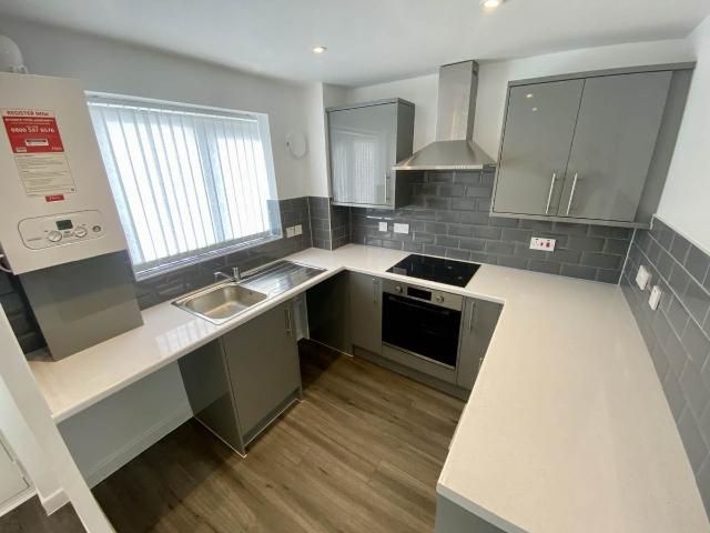 Apartment for rent in Pontlliw and Tircoed, Wales