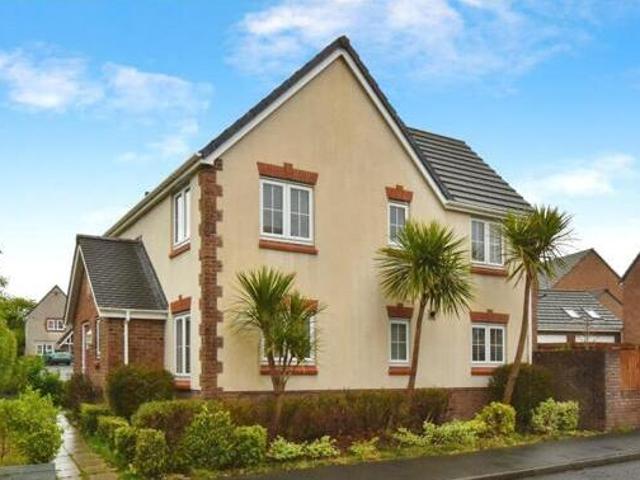 House for sale in Llanelli, Wales
