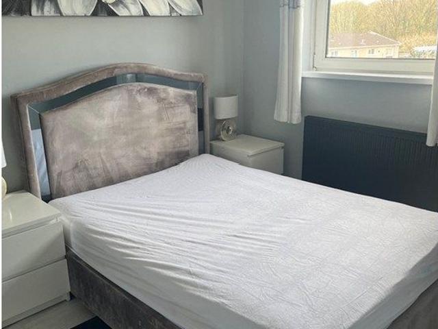 Room for rent in Waun Fach, Falcon Lodge