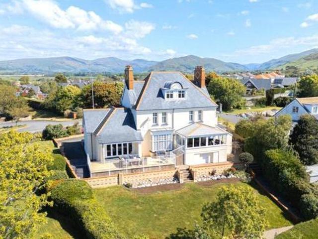 House for sale in Tywyn, Wales