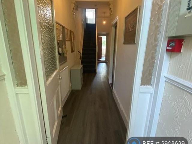 House for rent in Nangreaves, Wales