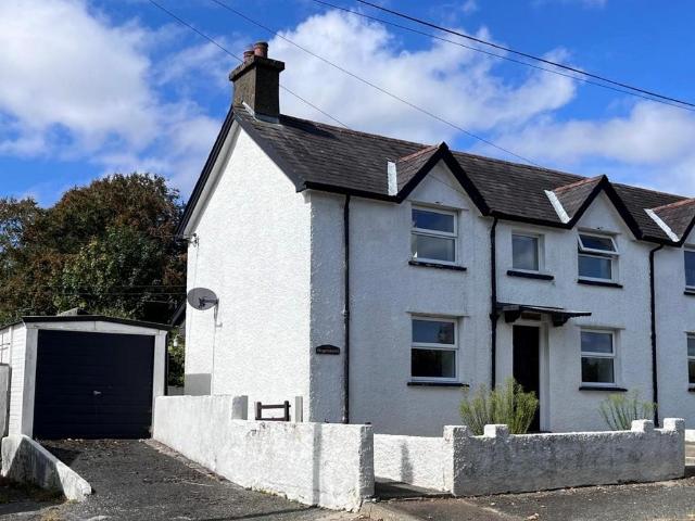 House for rent in Bryndioddef, Adpar