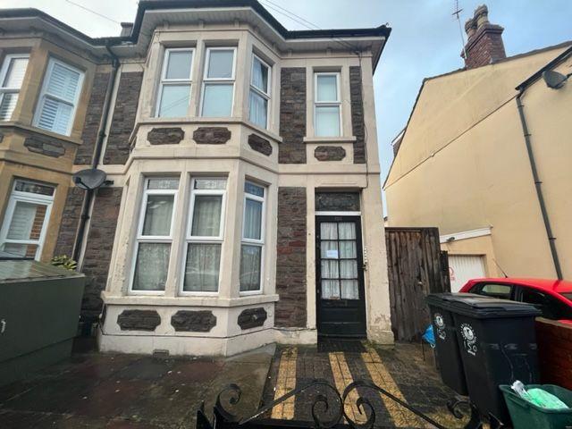 Studio for rent in Pigsty Hill, Bristol
