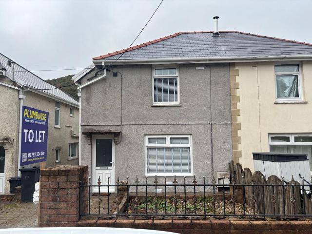House for rent in Pelenna, Efail Fach