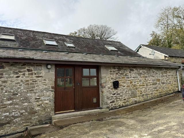 House for rent in Llanwenog