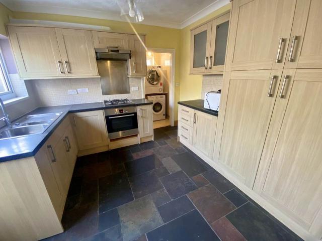 Apartment for rent in Nangreaves, Wales