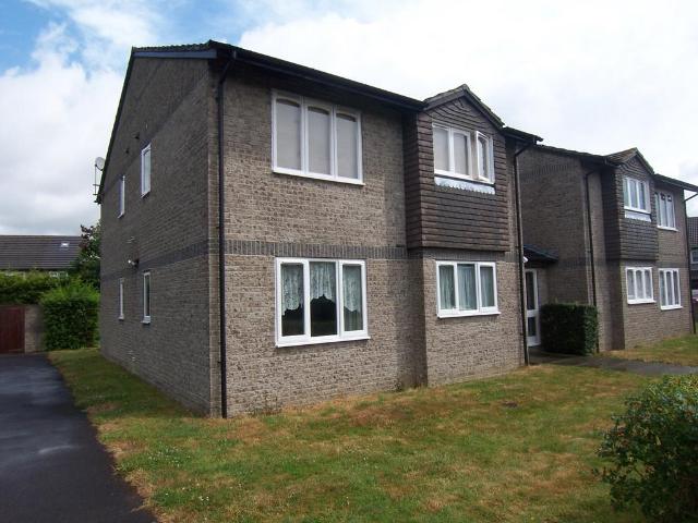 Apartment for rent in Horton Heath, Helford