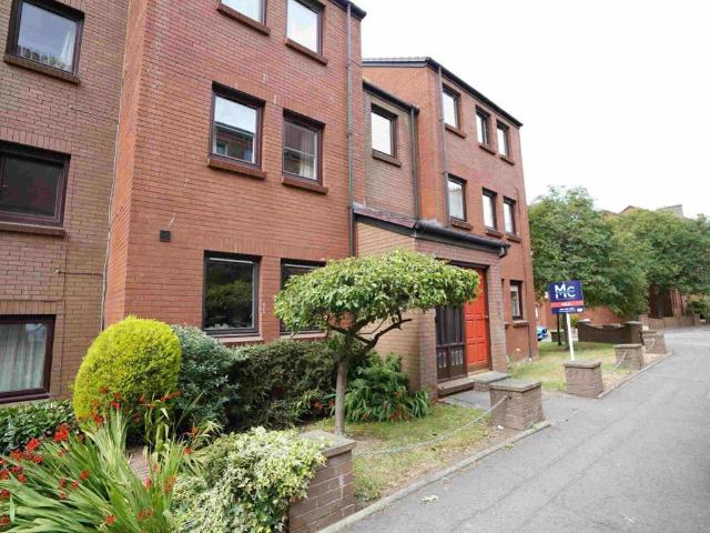 Apartment for rent in Merchiston, Scotland