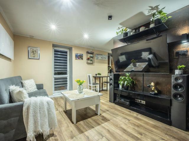 Mieszkanie na sprzedaż w Brzeziny, Łódzkie