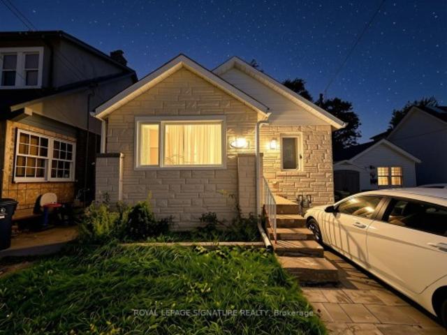 House for rent in Scarborough Southwest, Toronto