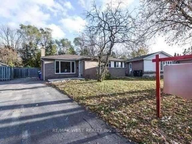 House for rent in Brampton, Golden Horseshoe