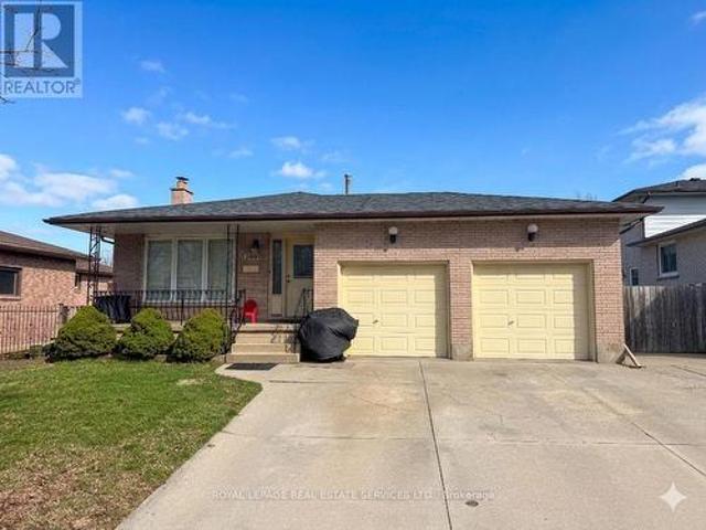 House for rent in Ancaster, Ontario