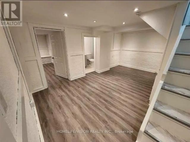 House for rent in Beverley Acres, Richmond Hill