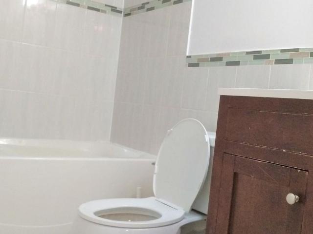 House for rent in Richmond Hill, Golden Horseshoe