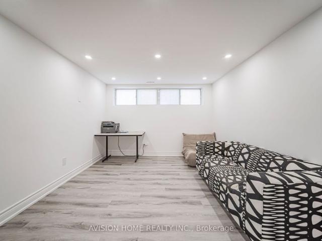 House for rent in Richmond Hill, Golden Horseshoe