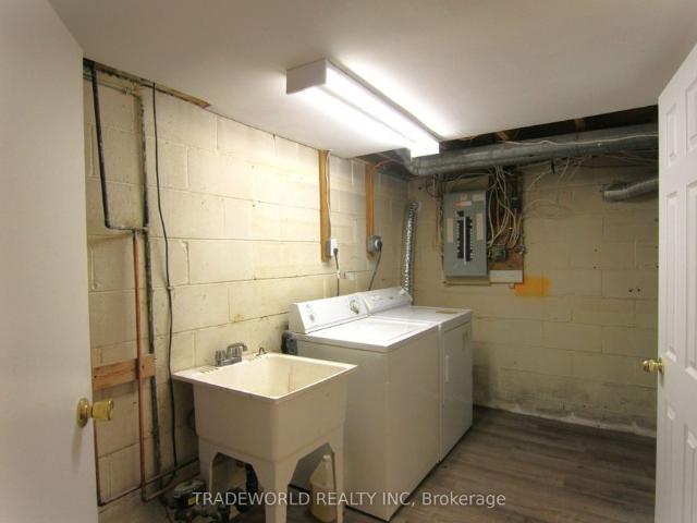 House for rent in Richmond Hill, Golden Horseshoe
