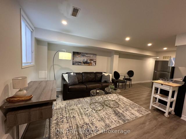 Townhouse for rent in Woburn, Ontario