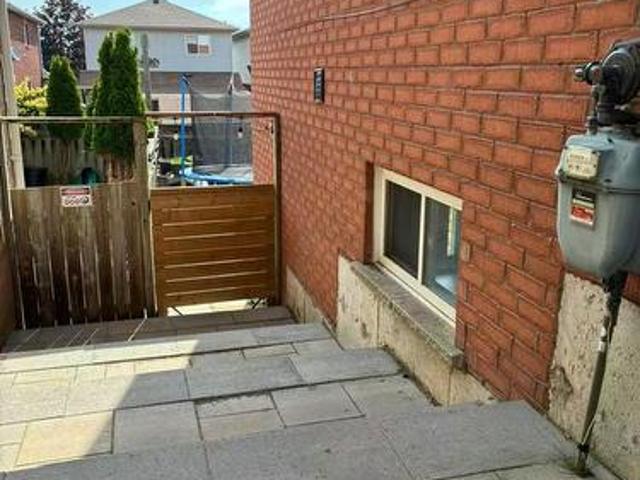 House for rent in Bradford West Gwillimbury, Ontario