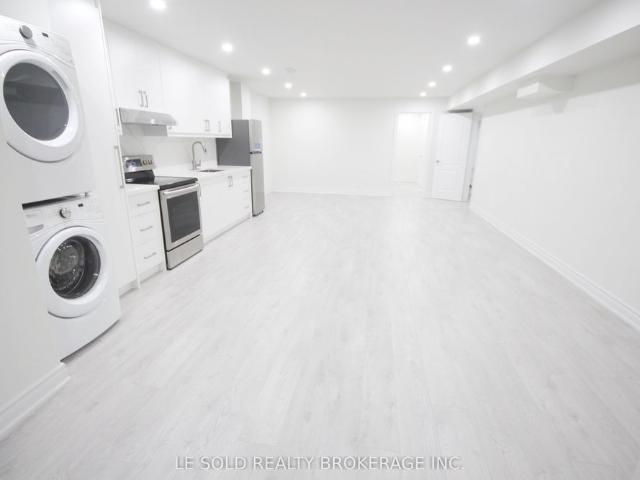 House for rent in Holland Landing, Golden Horseshoe
