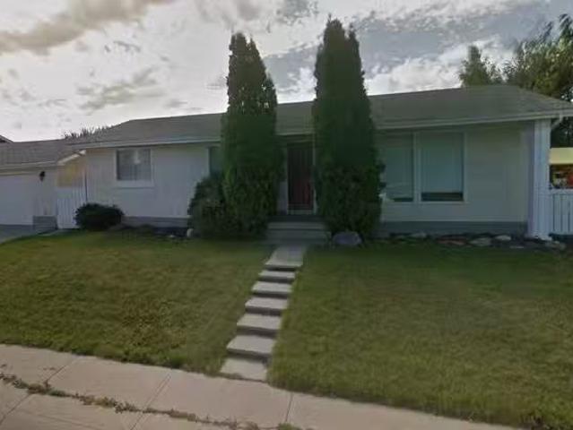 Condo for rent in Wedgewood, Alberta