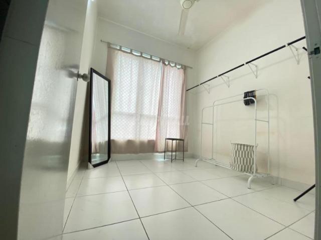 Apartment for rent in Bandar Saujana Putra, Kuala Langat